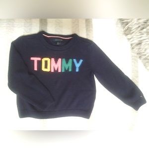 In great condition Tommy Hilfiger sweater for girls